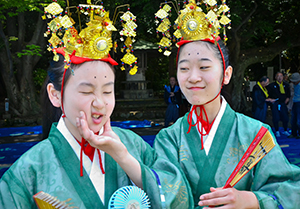 どんたくユーモア賞_じゃれ合い_福井茂光